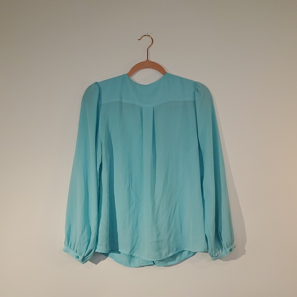 Express dress blouse - Picture 2 of 3